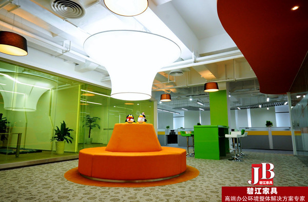 碧江家具為騰訊上海總部打造的時尚辦公家具空間 碧江家具為騰訊上海總部打造的時尚辦公家具空間