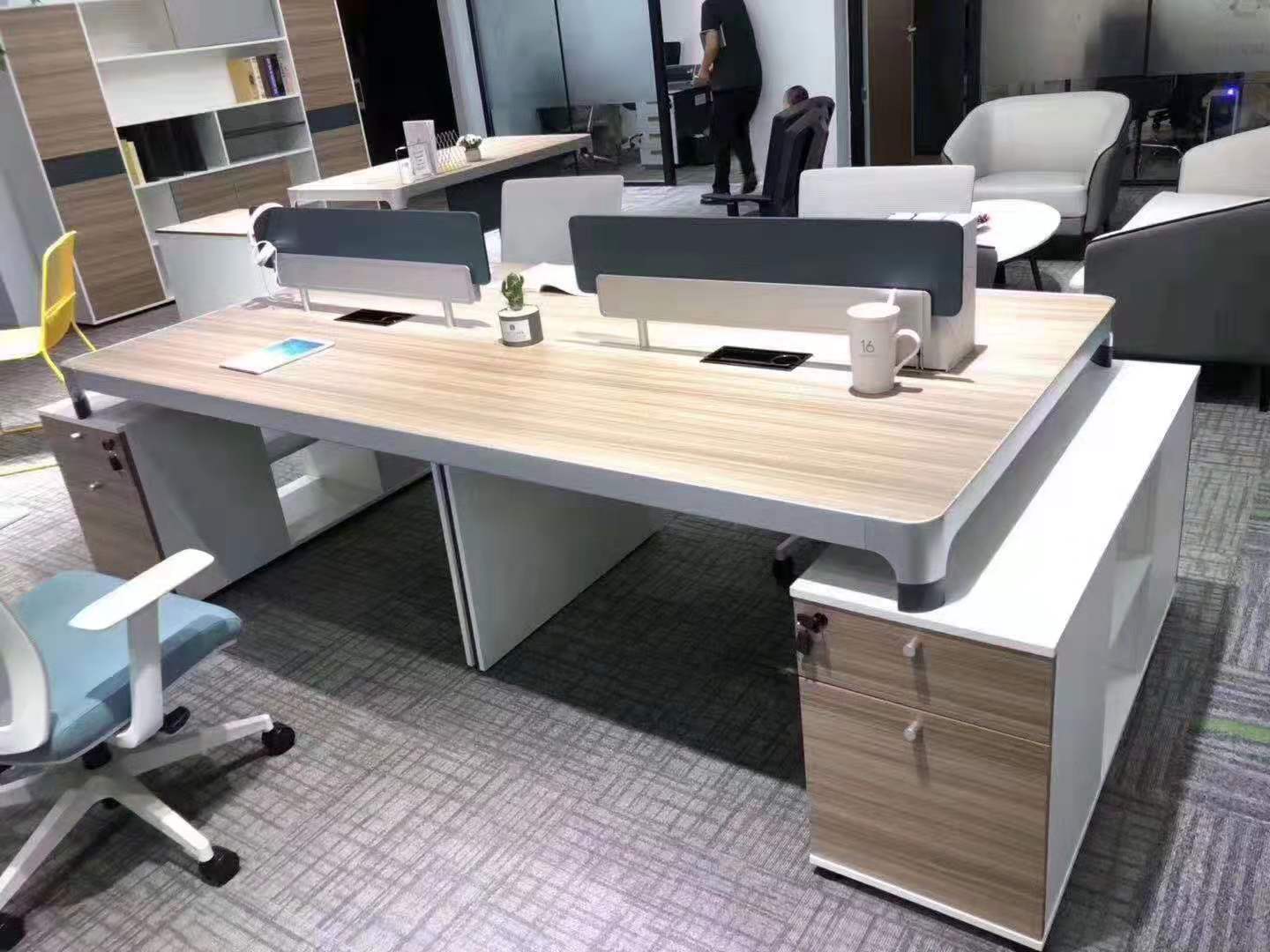 隔斷辦公桌多少錢 隔斷辦公桌多少錢